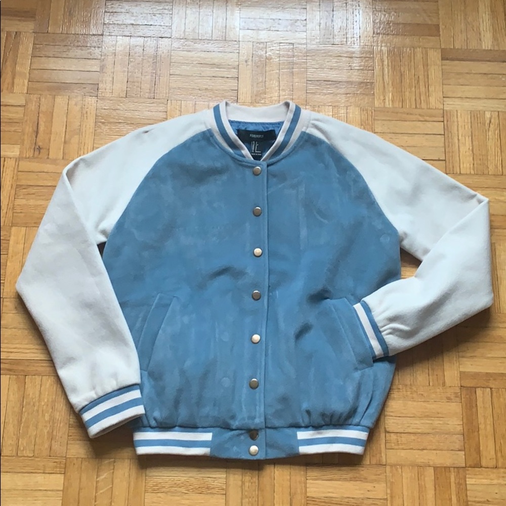 Forever 21 varsity jacket Size Small